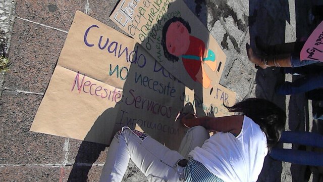 Marcha por el día de la despenalización del aborto en América Latina y el Caribe del Monumento a la madre hasta el Zócalo, 28 de septiembre de 2011 México, D. F.