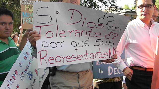 Marcha por el día de la despenalización del aborto en América Latina y el Caribe del Monumento a la madre hasta el Zócalo, 28 de septiembre de 2011 México, D. F.