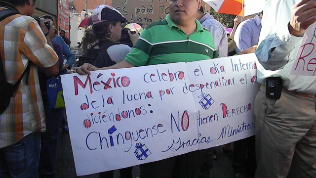 Marcha por el día de la despenalización del aborto en América Latina y el Caribe del Monumento a la madre hasta el Zócalo, 28 de septiembre de 2011 México, D. F.