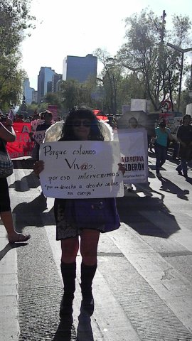 Marcha por el día de la despenalización del aborto en América Latina y el Caribe del Monumento a la madre hasta el Zócalo, 28 de septiembre de 2011 México, D. F.