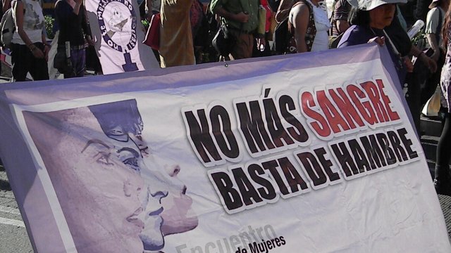 Marcha por el día de la despenalización del aborto en América Latina y el Caribe del Monumento a la madre hasta el Zócalo, 28 de septiembre de 2011 México, D. F.