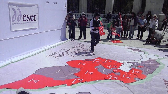 Celebración en el marco del día Internacional por la Despenalización del Aborto en América Latina y el Caribe que se llevo a cabo el día 27 de septiembre de 2011 en el Hemiciclo a Juárez México, D.F. (