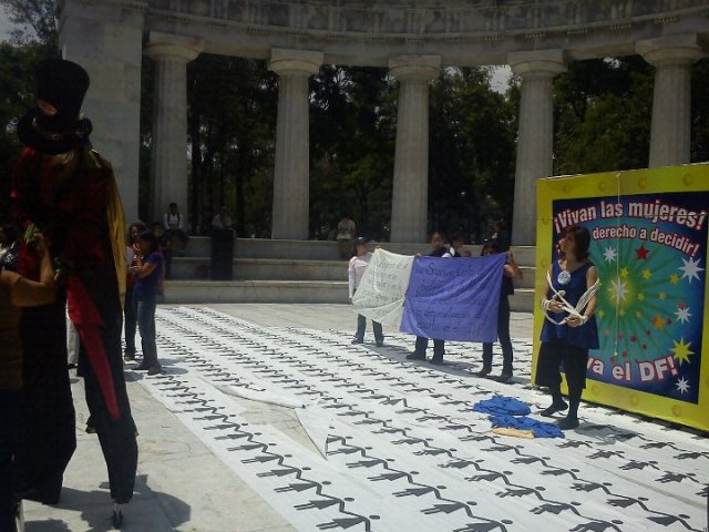 Celebracion 3er aniversario de la sentencia de la SCJN por la costitucionalidad de las reformas legales que despenalizan la ILE en el DF hasta la 12a semana de gestación